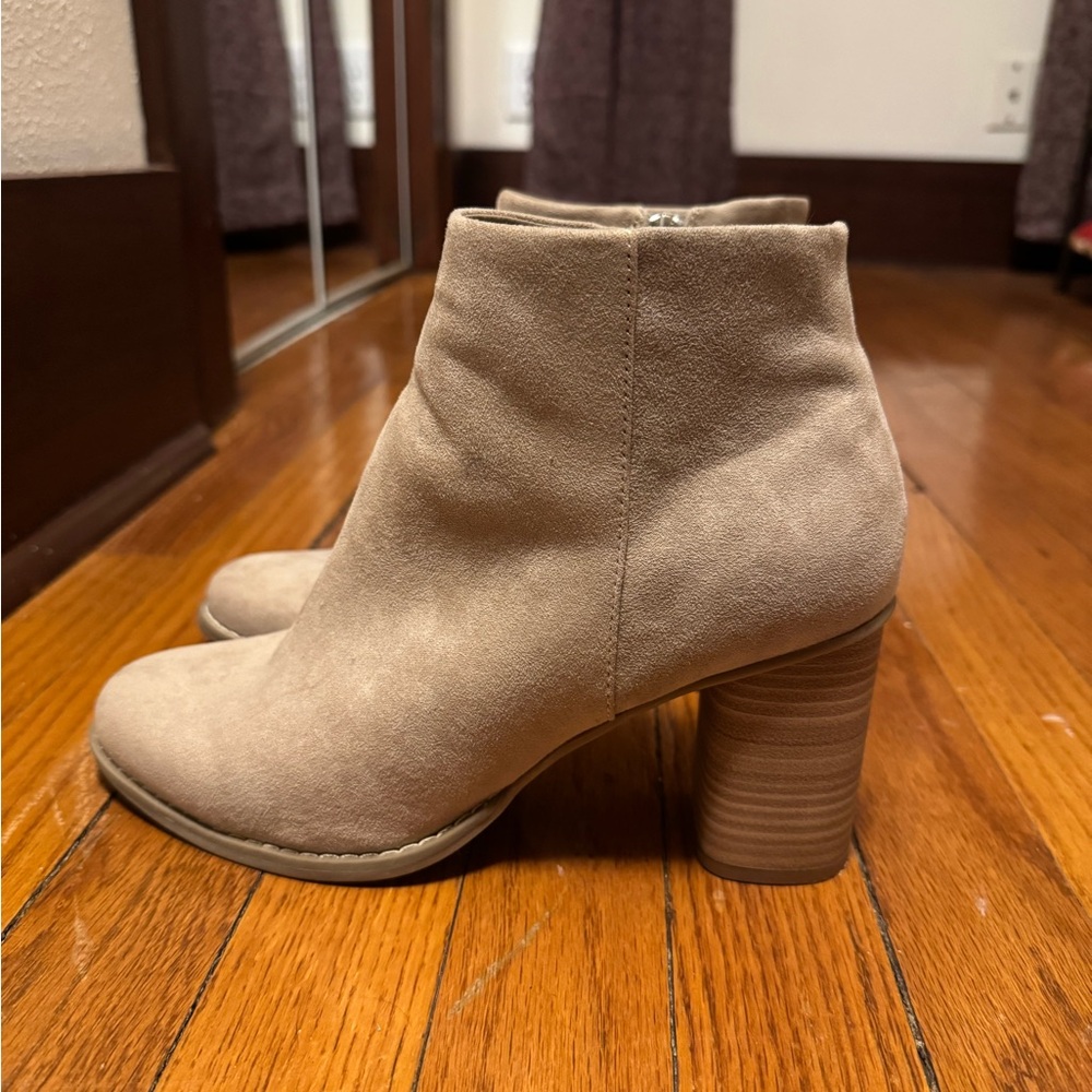 DV by Dolce Vita Beige Ankle Booties